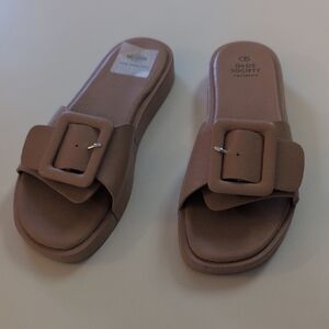 Society Women's Tan Slide Sandals